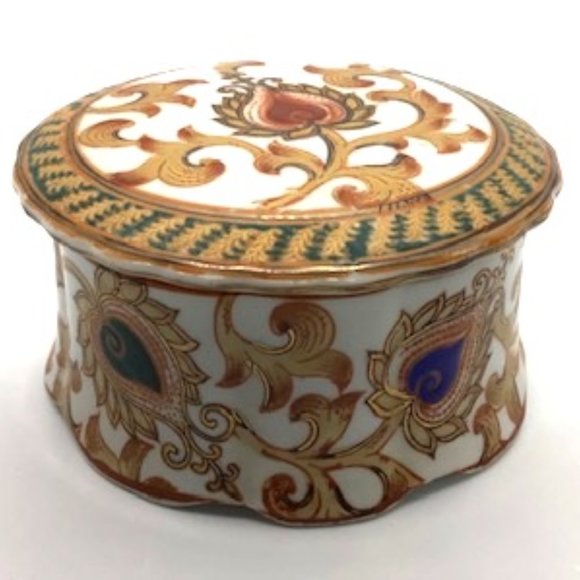 Porcelain Trinket Box - Picture 7 of 7